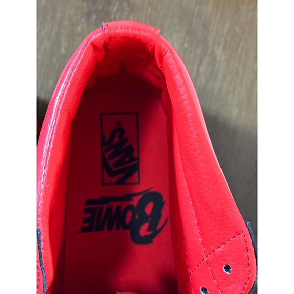 VANS Men’s Size 11.5 David Bowie Red Patent - Picture 6 of 9